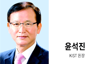 윤석진 원장 기고 프로필